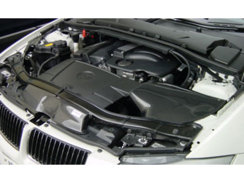 GruppeM BMW 3-Series E90 E91 320i Intake System