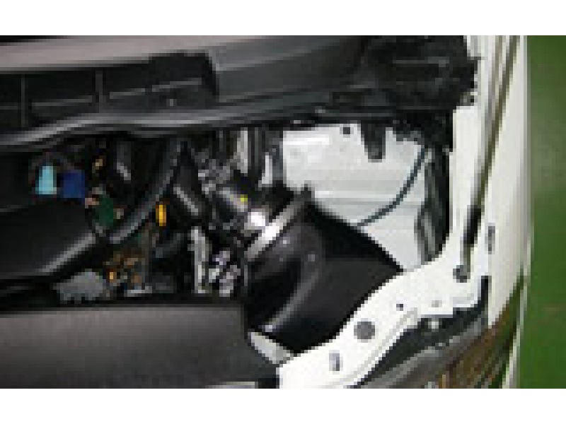 GruppeM Nissan Elgrand E51 Intake System