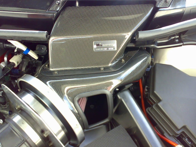 GruppeM Honda Civic FD2 Intake System