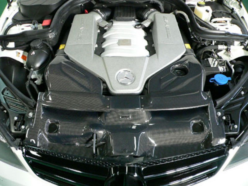 GruppeM Mercedes Benz C63 AMG Intake System